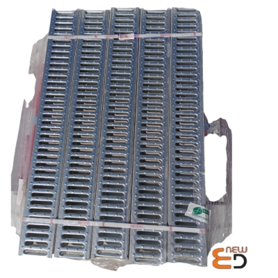 CANALETTA DI CEMENTO 125X1000 H 55 CON GRIGLIA ZINCATA INCLUSA (MORO)